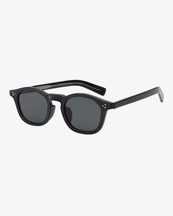 Thomson+ | Vindicate | Black